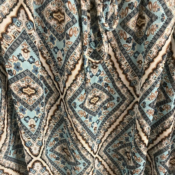 Lilly Lou Large Multicolor Boho Print Tie Top - Picture 5 of 6